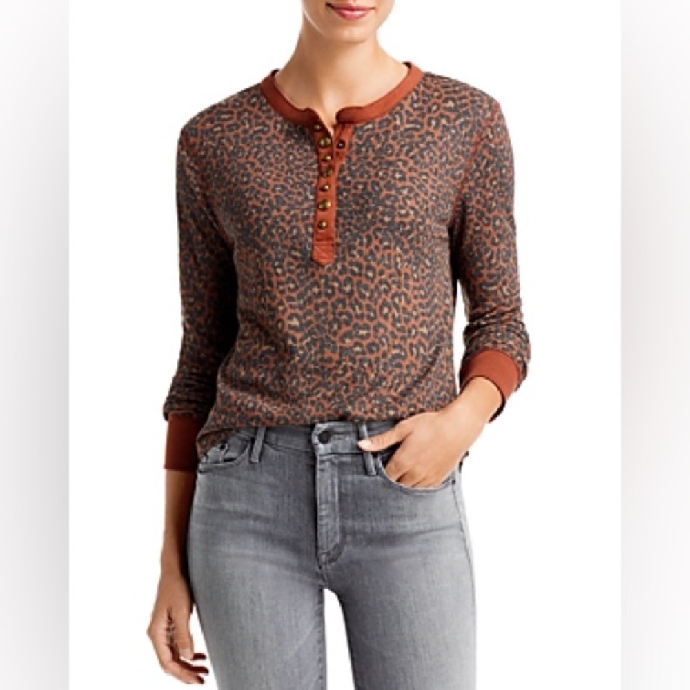 beachlunchlounge Leopard Print Long Sleeve Top - Rust and Black Size S